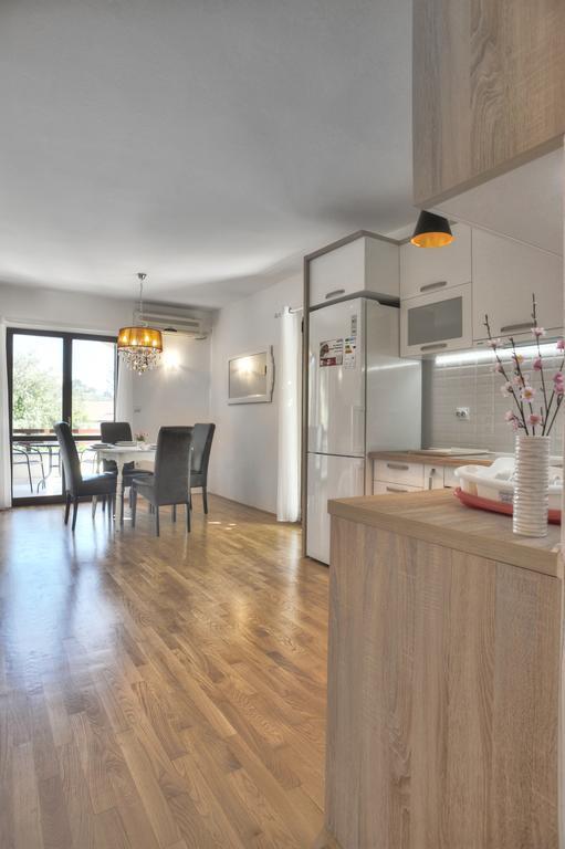 Gregovic Family Apartments Petrovac Exterior foto