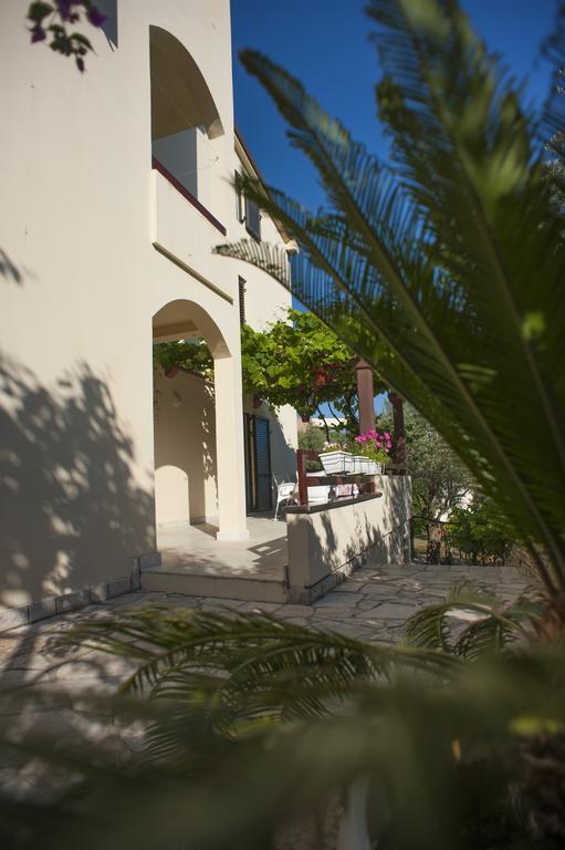 Gregovic Family Apartments Petrovac Exterior foto