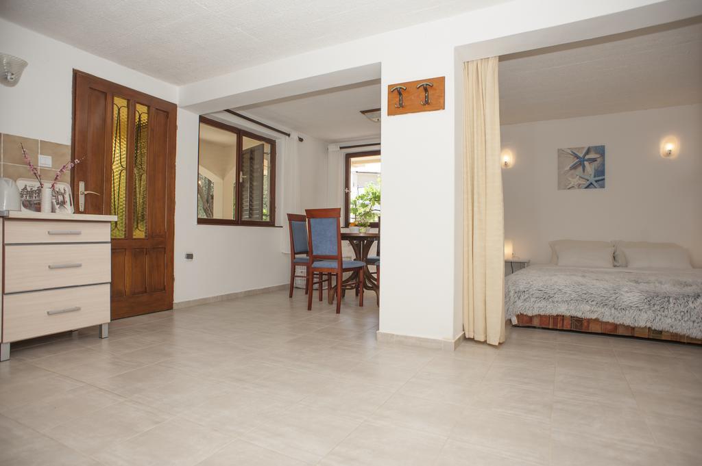 Gregovic Family Apartments Petrovac Exterior foto