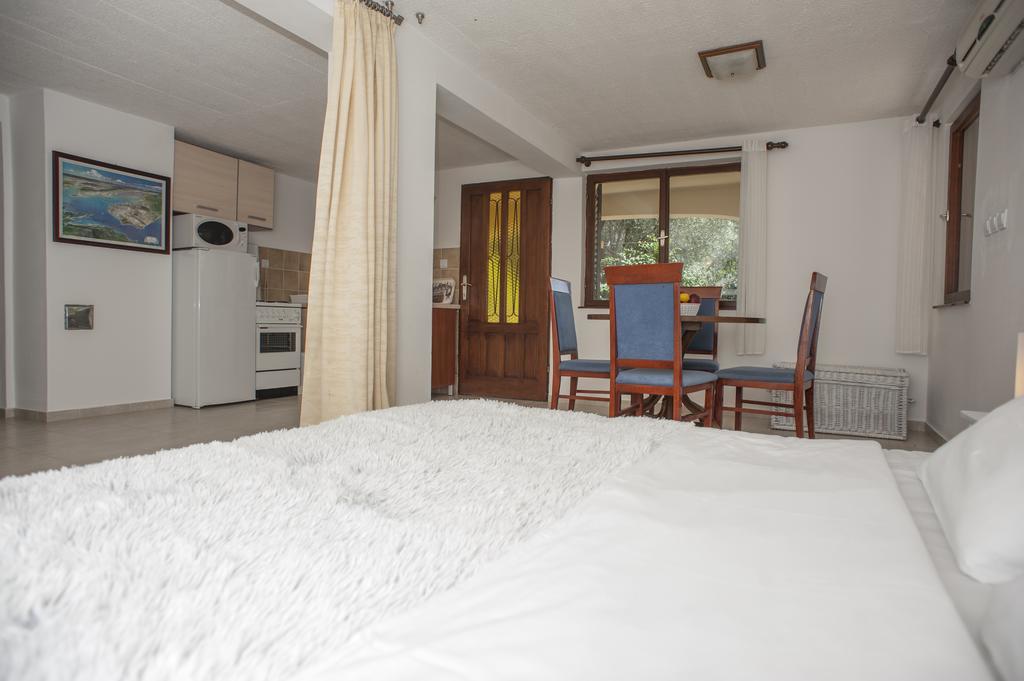 Gregovic Family Apartments Petrovac Exterior foto