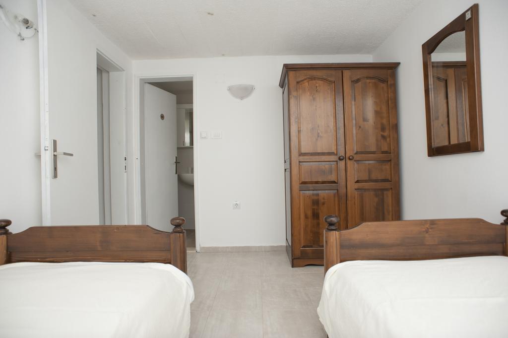 Gregovic Family Apartments Petrovac Exterior foto